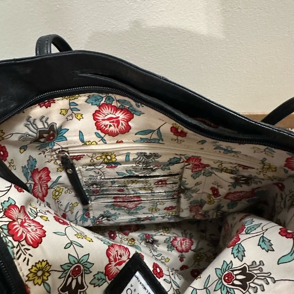 latico Black Leather Bag - Picture 5 of 11